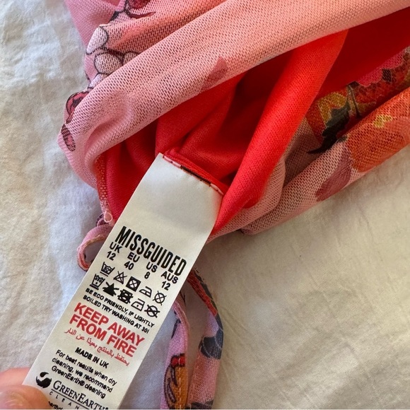 Missguided Neon Pink Dragon/Floral Print Ruched Bandeau Top | Size M | NWT - Picture 3 of 7